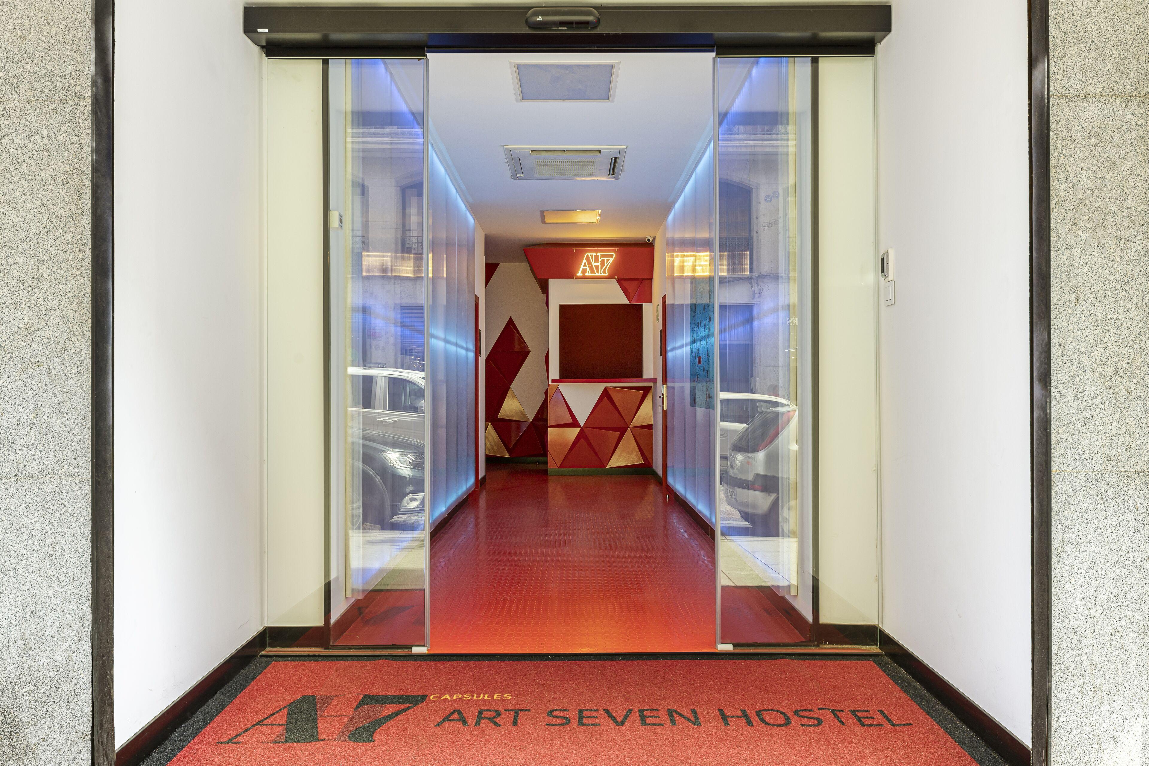Art Seven Hostel Capsules — Fotos 3